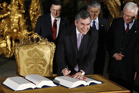 Gordon Brown Signs Lisbon Treaty